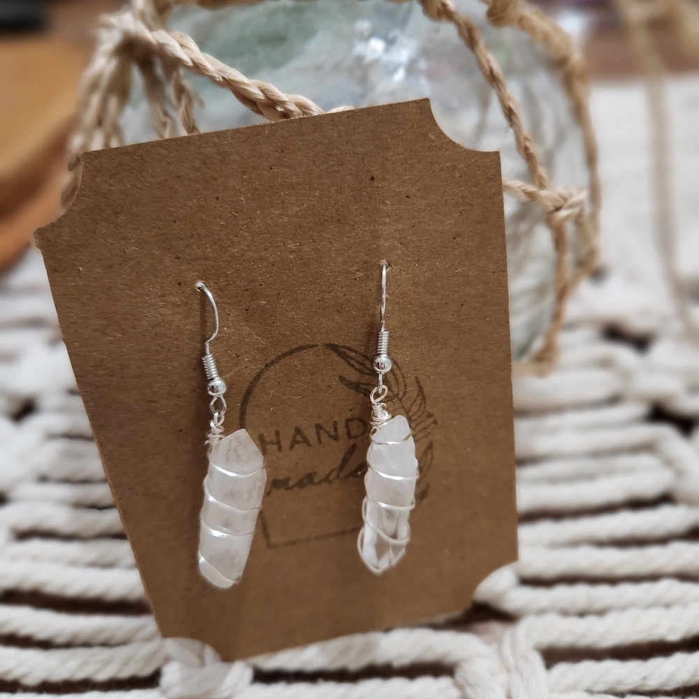 Jewelry, silver wire wrapped crystal dangle earing